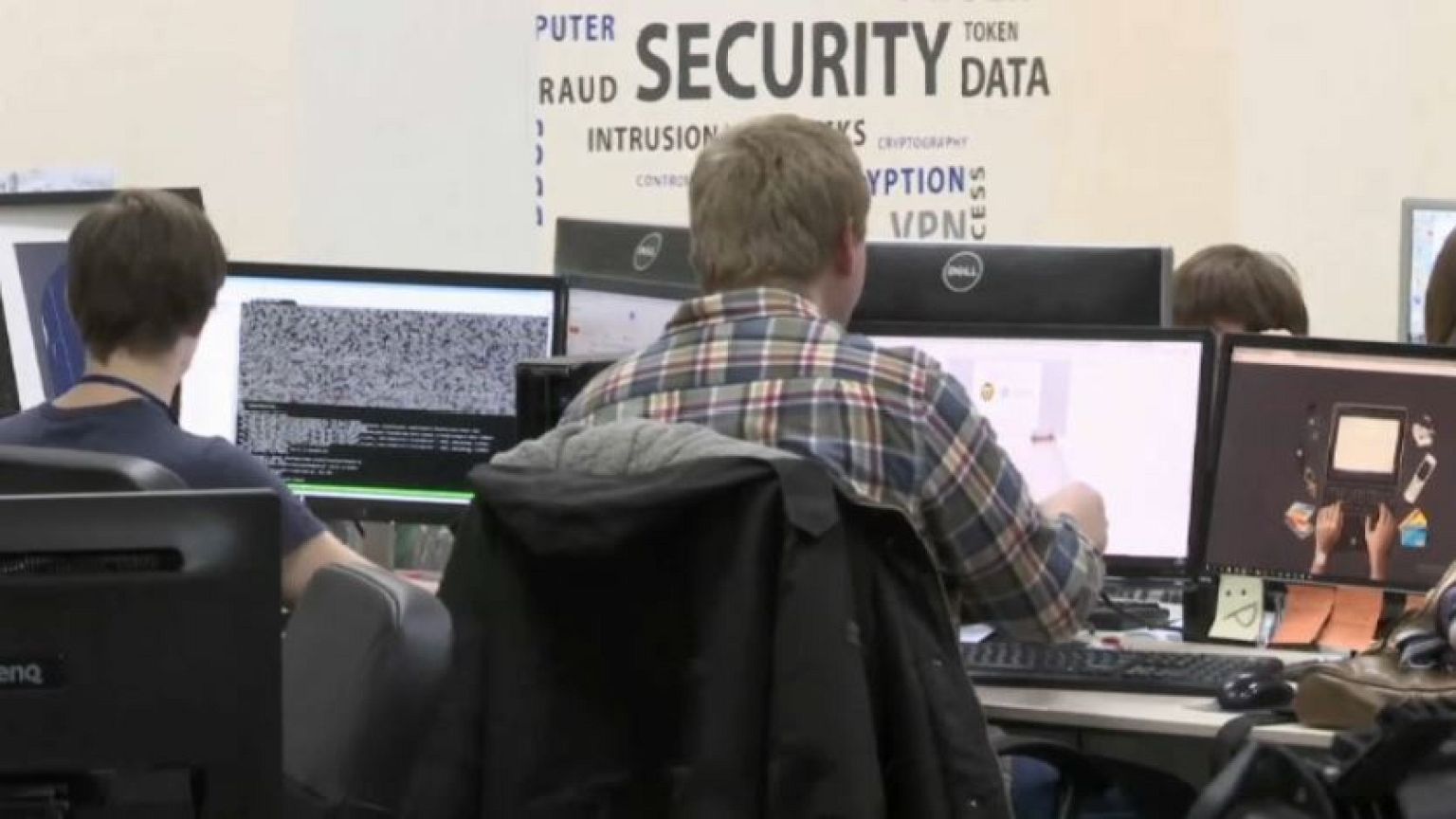 States using internet to threaten democracy on the increase
