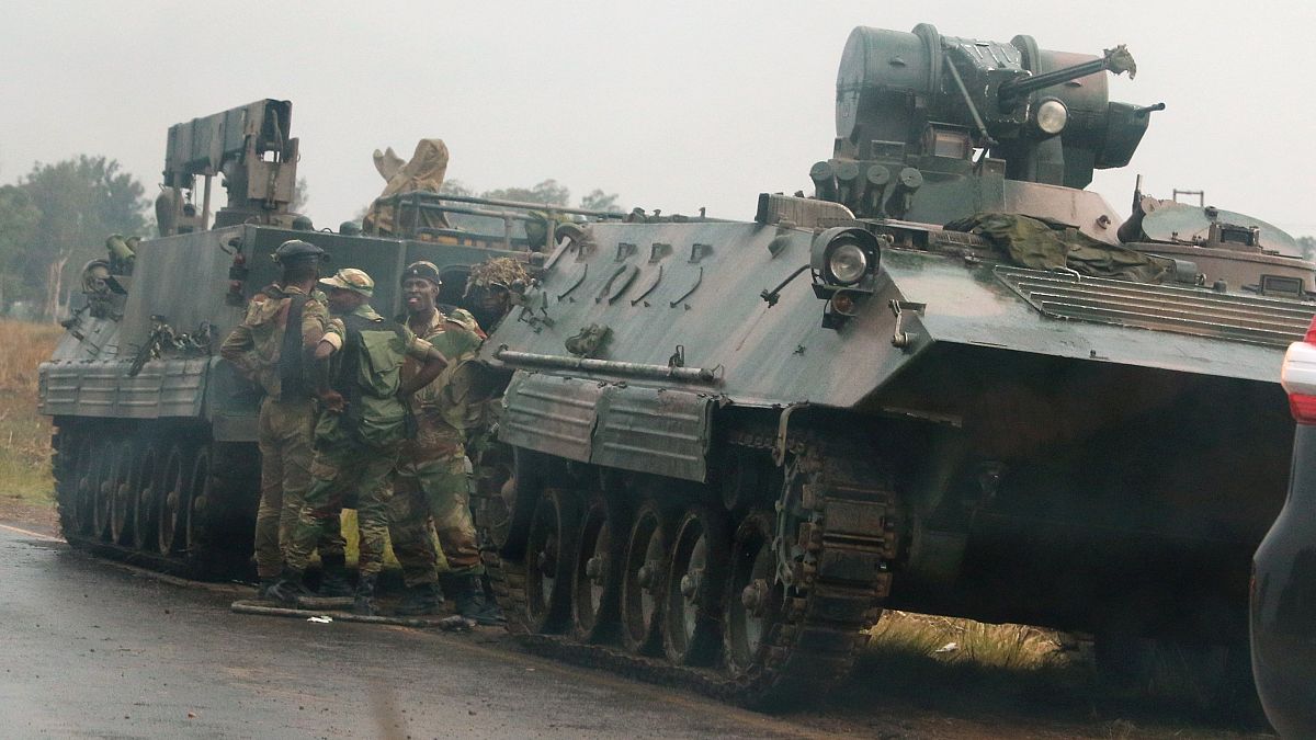 Zimbabwe tensions rise as army tanks edge towards capital