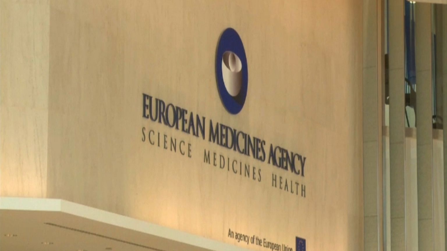 Agência Europeia do Medicamento de malas quase feitas