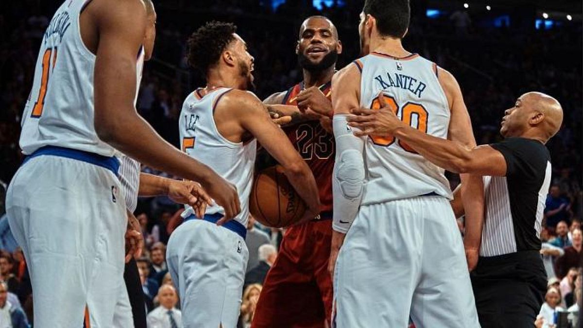 NBA'da Enes Kanter LeBron James tartışması sürüyor