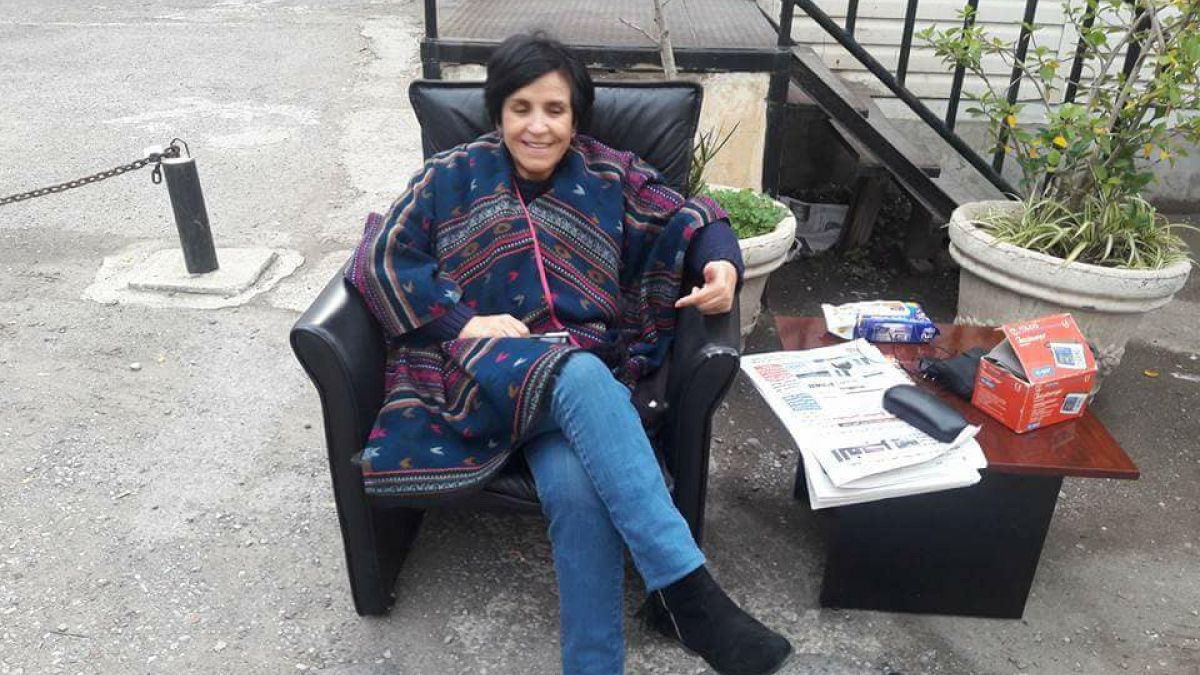 مديرة صحيفة الفجر الجزائرية تدخل يومها الثالث من الإضراب عن الطعام