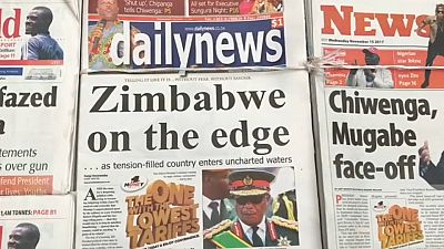 Lucha intestina por el poder en Zimbabue