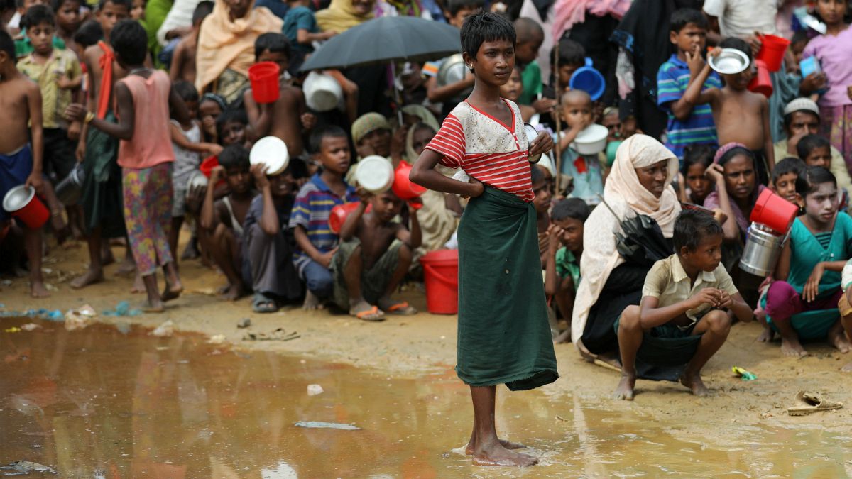 Myanmar: ong accusa l'esercito di stupri e omicidi contro i Rohingya