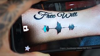 Tatuar músicas na pele já é possível em Portugal