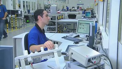 Περικοπές 6.900 θέσεων εργασίας ανακοίνωσε η Siemens