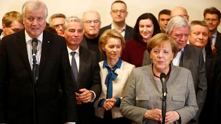 Merkel falha coligação de governo