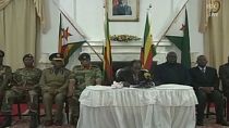 Zimbabve'nin devrik devlet başkanı Mugabe: Görevimin başındayım
