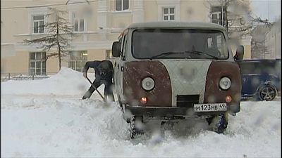 Heavy snow surprises Magadan in Russia