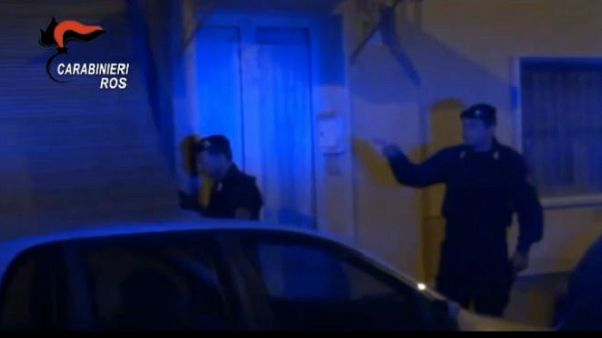 Líderes de clã mafioso detidos na Sicília Líderes de clã mafioso detidos na Sicília