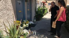 Image: Mourners