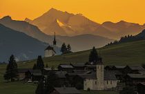 Schweizer Dorf bietet jungen Zuzüglern 70.000 Franken