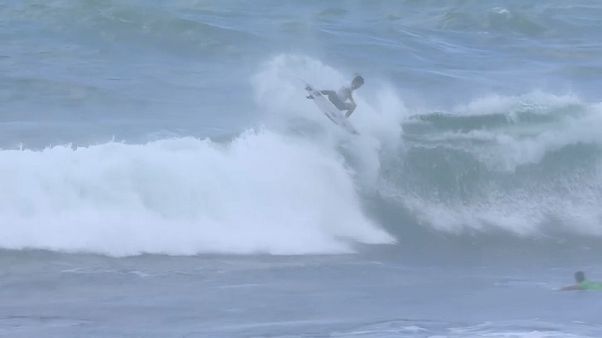 Hawai Pro Surf'ün şampiyonu Brezilyalı Toledo Hawai Pro Surf'ün şampiyonu Brezilyalı Toledo
