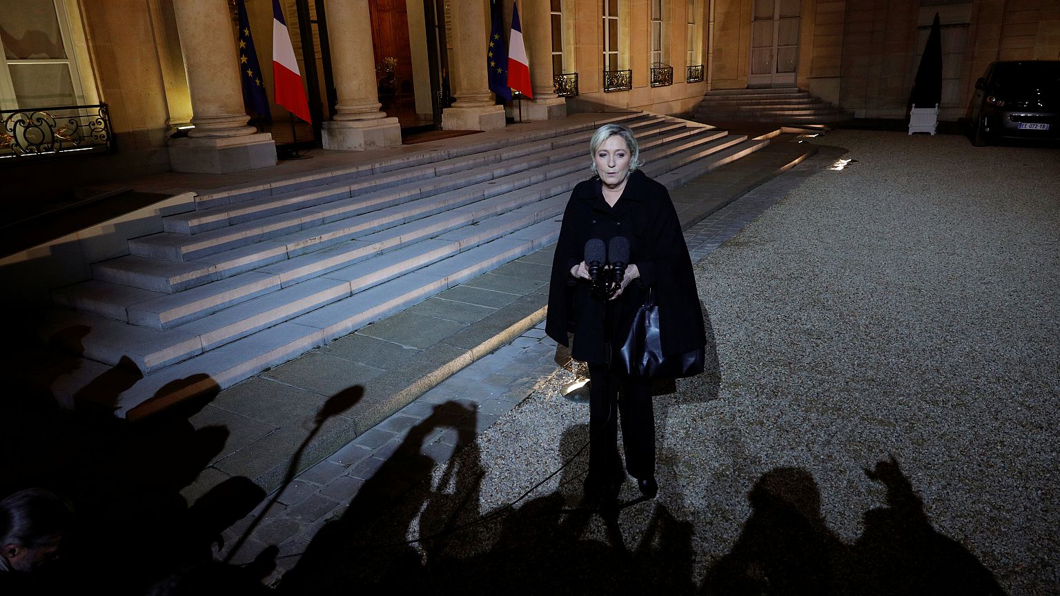 Verschuldet? Bank setzt Front National vor die Tür