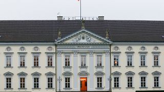 Crisi politica in Germania: trattative in corso a Bellevue per trovare un accordo