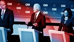 Biden holds the center, but does little to pick up ground