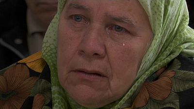 Δάκρυα χαράς και λύπης στη Σρεμπρένιτσα για την καταδίκη Μλάντιτς