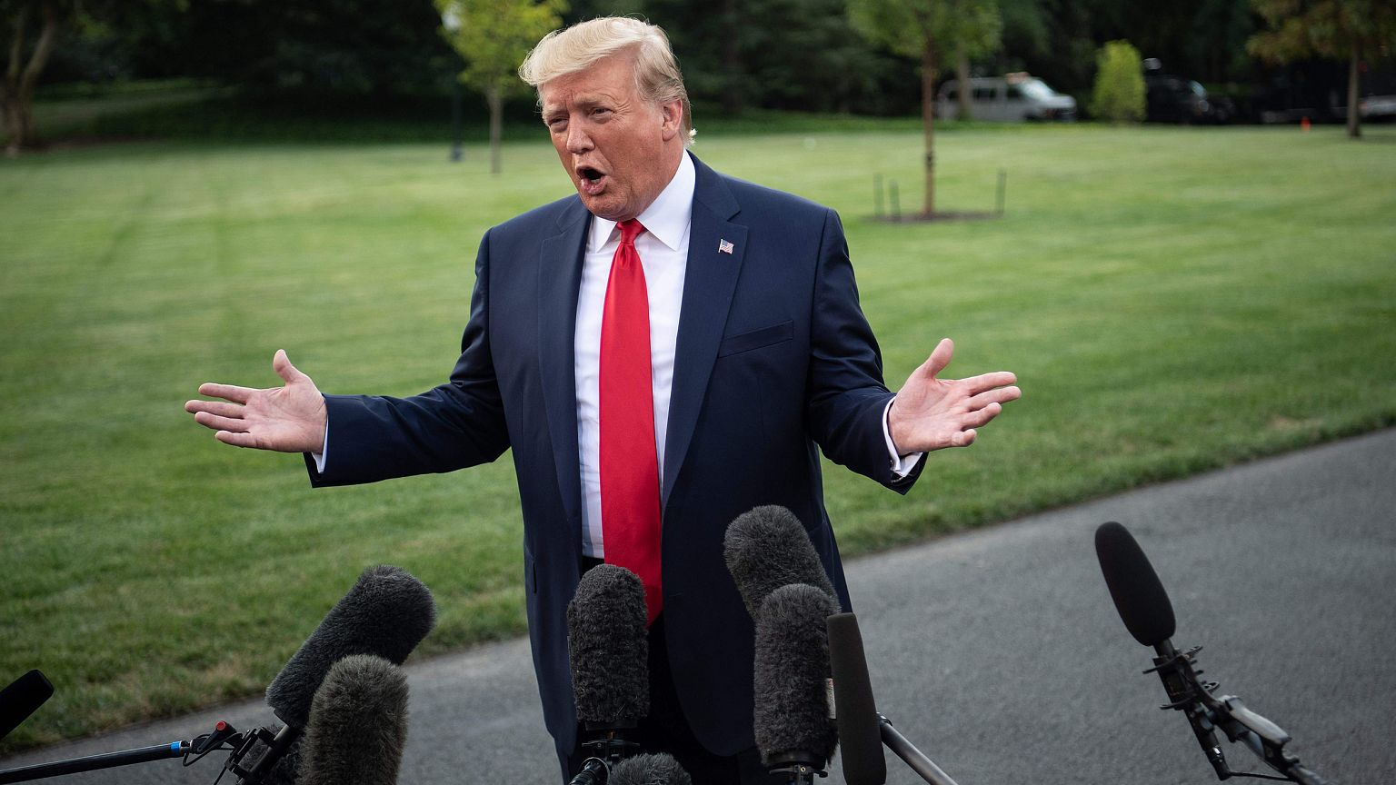 Image: US-POLITICS-TRUMP-DEPARTS
