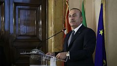 Çavuşoğlu: Türkiye S-400 ile Avrupa'dan uzaklaşmaz