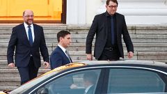 Újra nagykoalíció lehet Németországban, az SPD tárgyalásokat kezd Merkellel