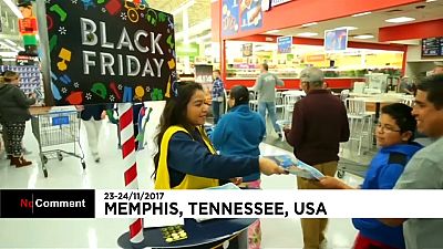 US shoppers splurge on Black Friday deals