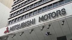 Zuhantak a Mitsubishi részvényei