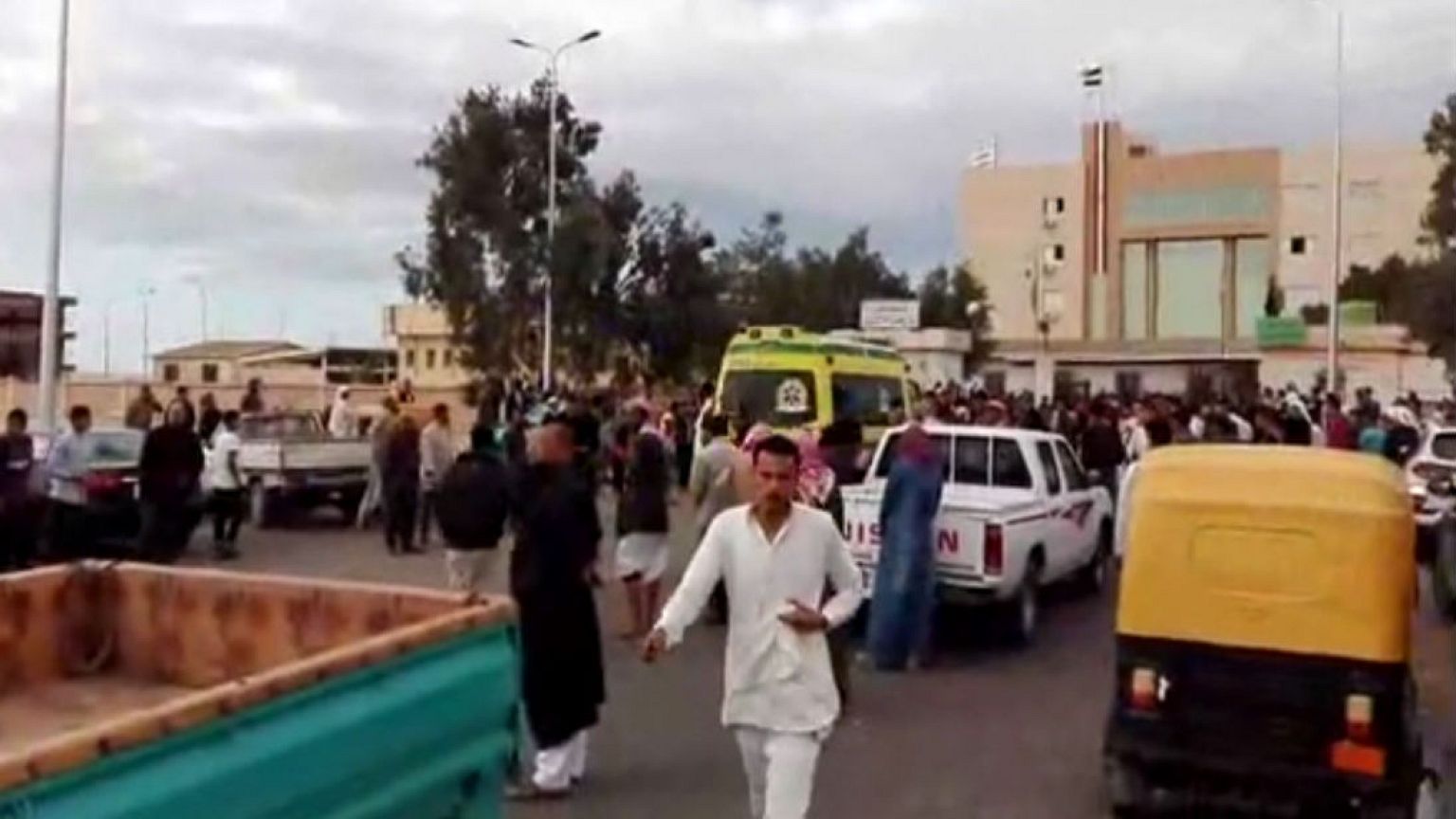 40 مسلحا وقذائف "آر بي جي" يحصدون أرواح 305 مصريا تعرف على تفاصيل هجوم بئر العبد في سيناء