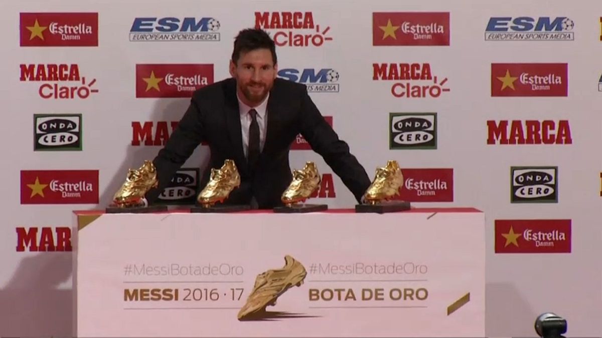 Messi átvette az Aranycipőt