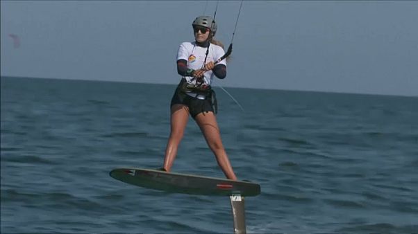 Weltmeisterliche Kitesurfer vor Oman Weltmeisterliche Kitesurfer vor Oman