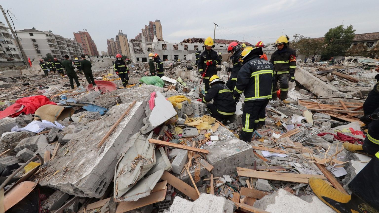 Explosão em fábrica chinesa