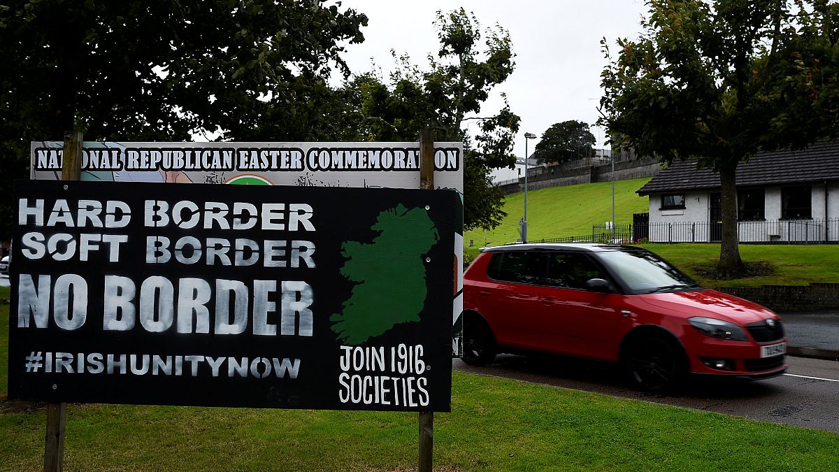 مرز مشترک در جزیرۀ ایرلند، بن‌بست جدید در مذاکرات برکسیت