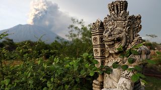 Bali braces for Mount Agung 'major' eruption