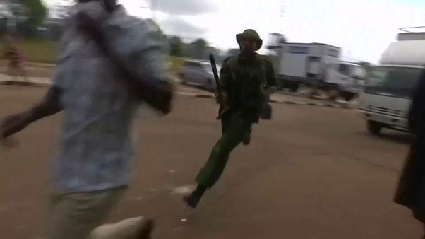 Kenyatta's inauguration marred by violence Kenyatta's inauguration marred by violence