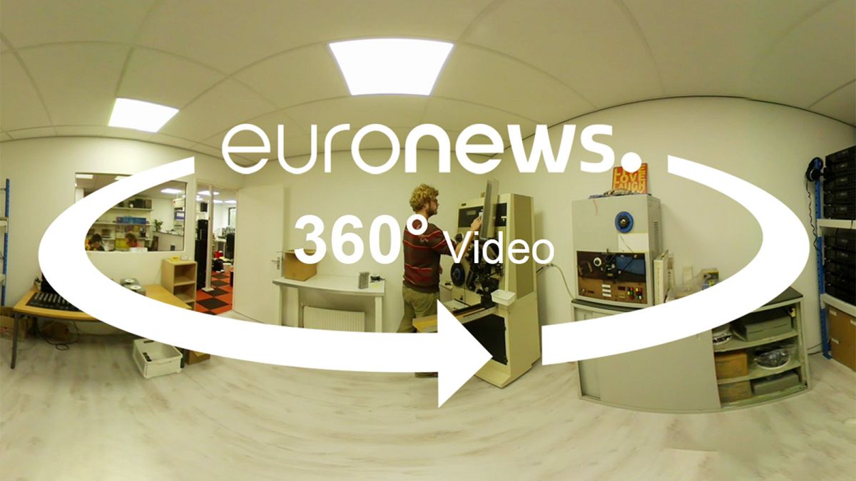 360°-Video: Besuchen Sie Europas letzte Kassetten-Fabrik