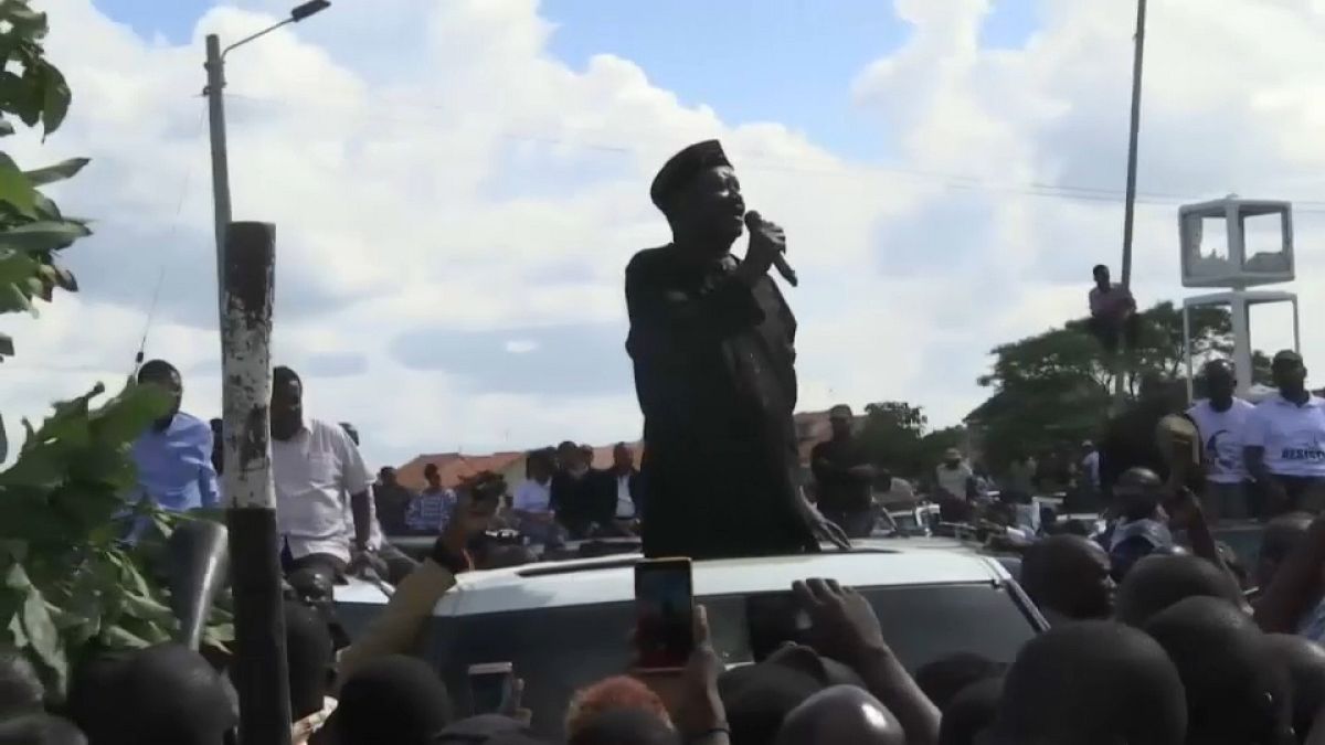 Watch: Kenyan opposition leader claims he is president
