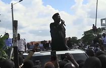 Unruhiges Kenia: Oppositionsführer nennt sich "rechtmässiger Präsident"