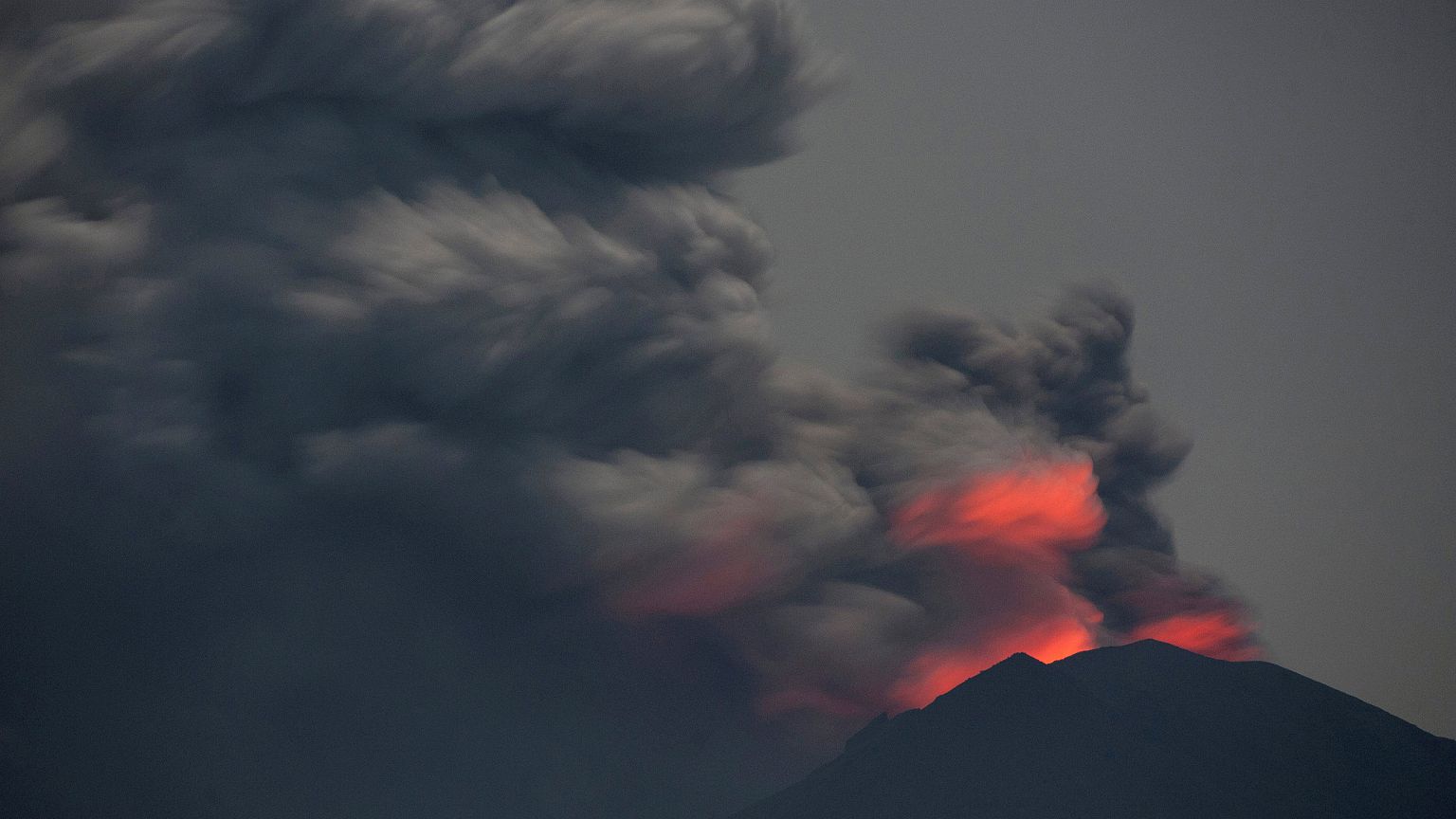 Indonesia: riapre nel pomeriggio l'aeroporto di Bali