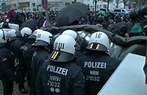 Manifestaciones en Hanóver ante el congreso de Alternativa para Alemania