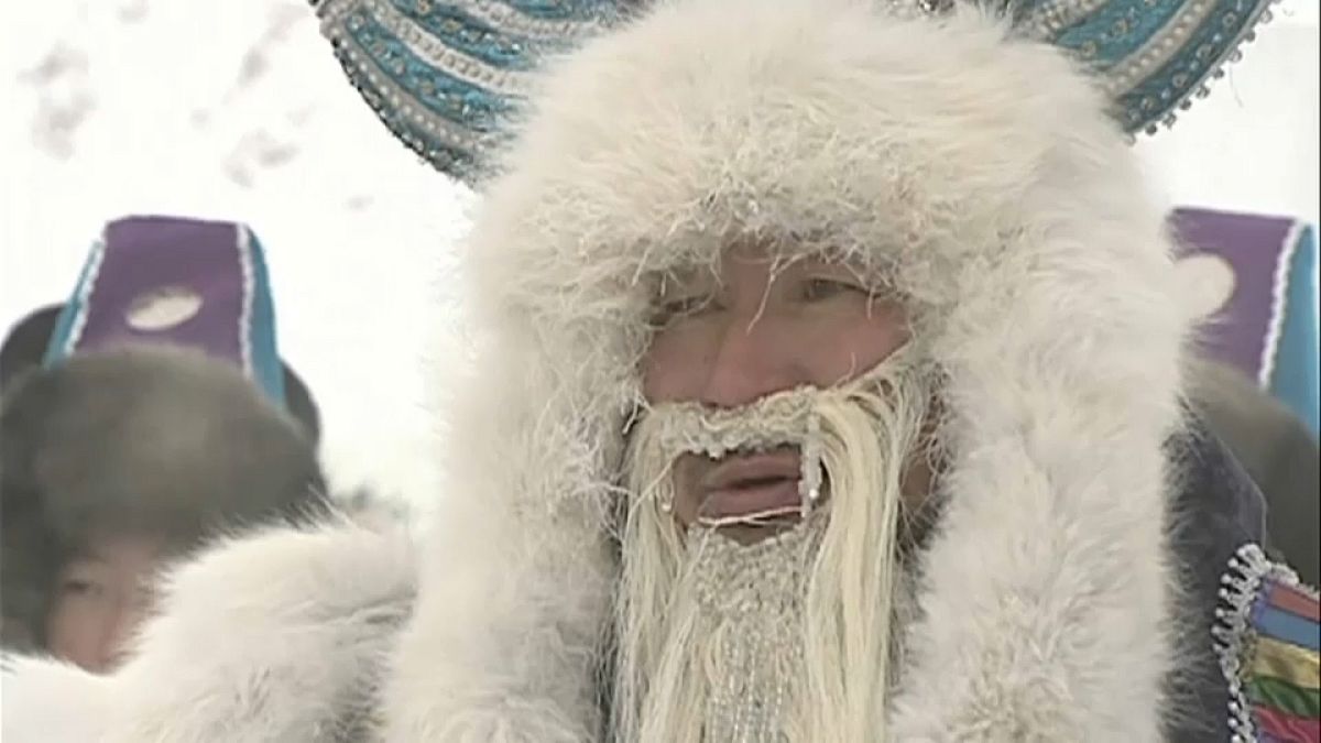 To πιο παγωμένο χωριό του πλανήτη γιορτάζει την έλευση του Χειμώνα