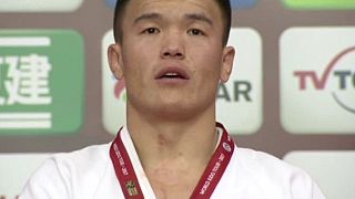 Mongol állította meg a japán judo-aranyesőt