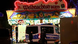 Autoridades alemães investigam pacote explosivo