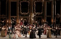 La Scala açılışını Andrea Chernier operasıyla yaptı