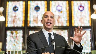 Image: BESTPIX - Democratic Presidential Candidate Cory Booker (D-NJ) Gives