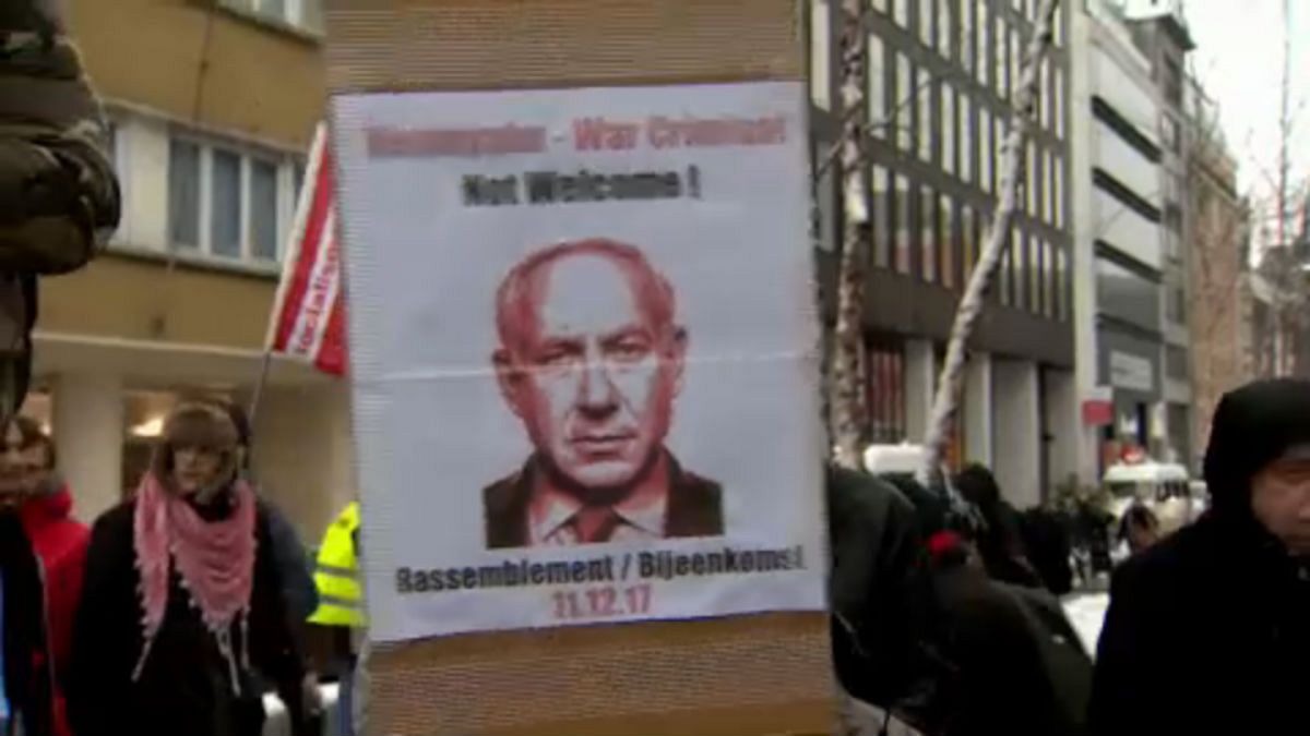 Netanjahu ellen tüntettek Brüsszelben