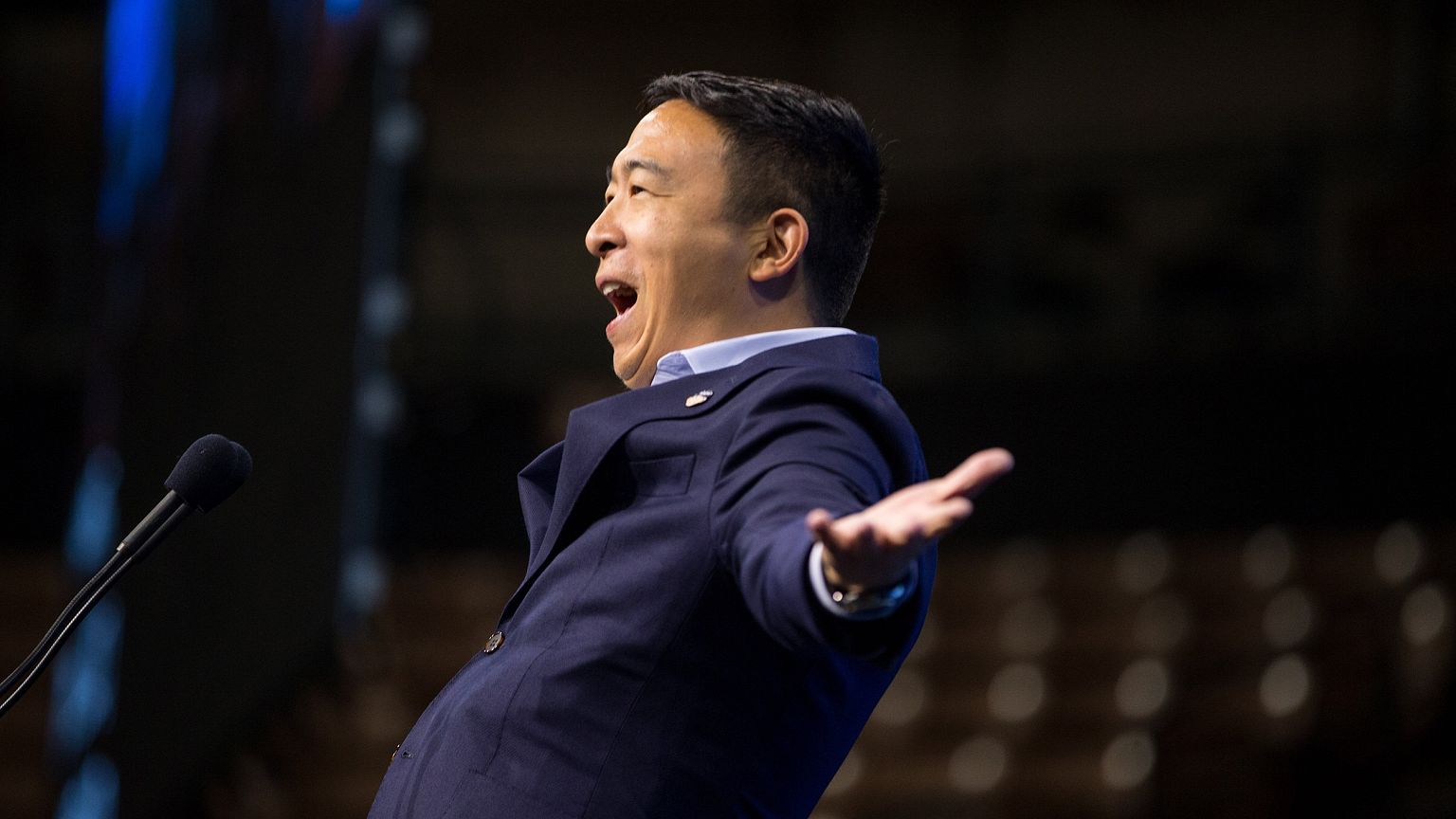 Image: Presidential Candidates Attend New Hampshire Democratic Party Conven