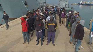 More than 250 migrants trying to reach Italy rescued
