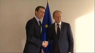 Tusk felicita "calorosamente" Kurz