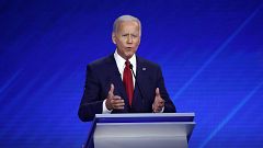 Image: Democratic Presidential Candidates Participate In Third Debate In Ho