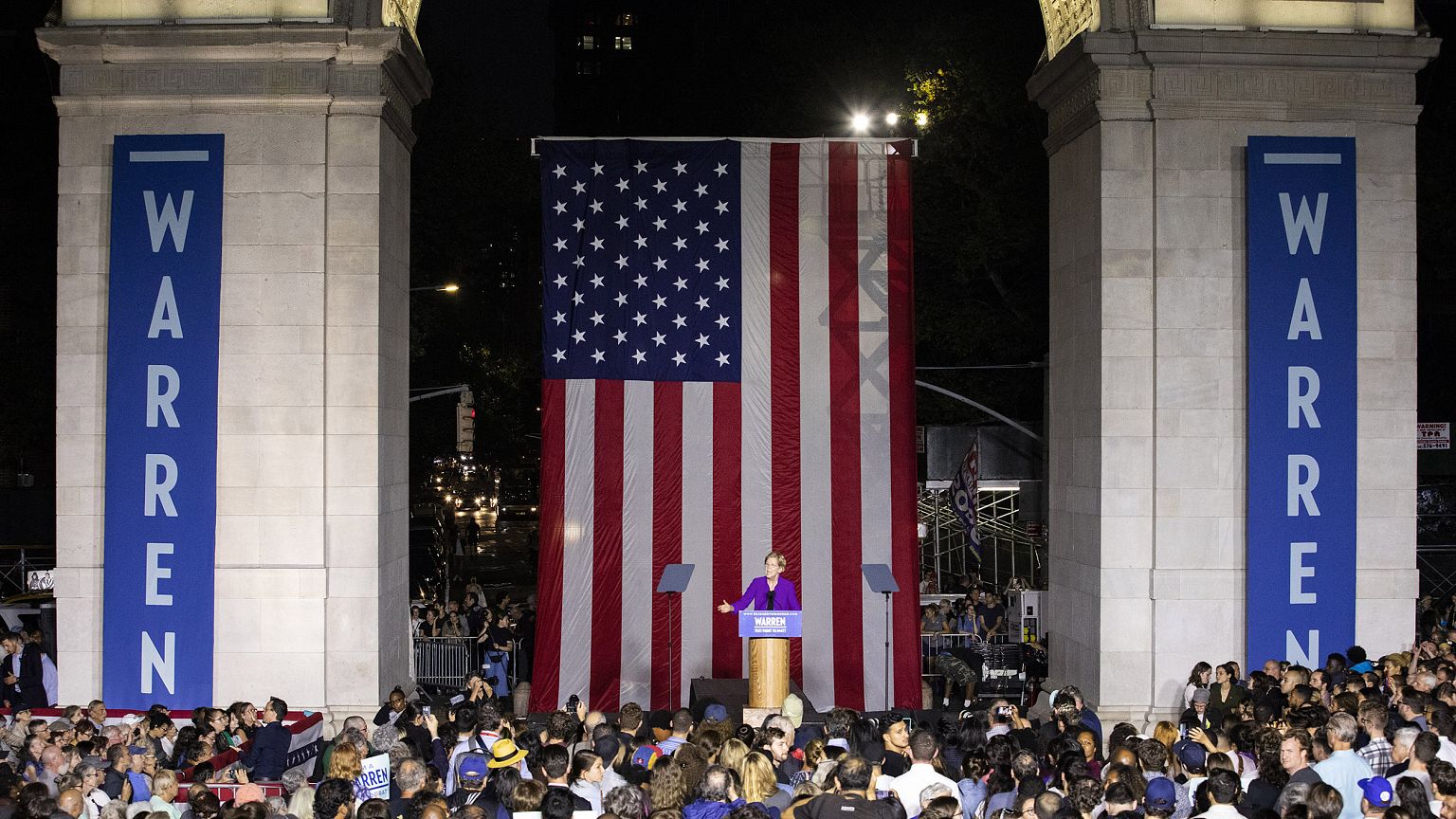 Image: 2020 Democratic presidential candidate Sen. Elizabeth Warren (D-MA) 
