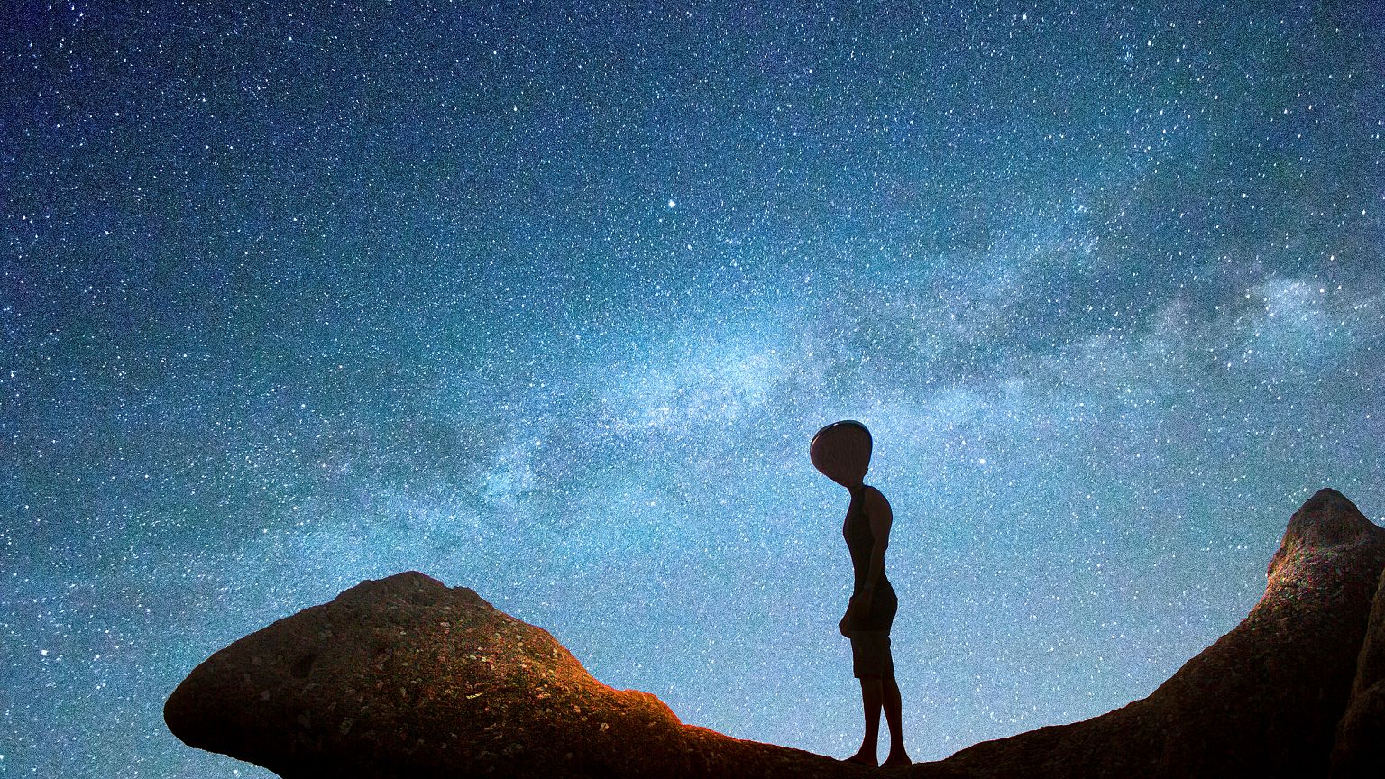 Image: Alien and milky Way