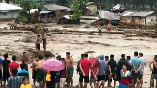 Les Philippines en pleine tempête